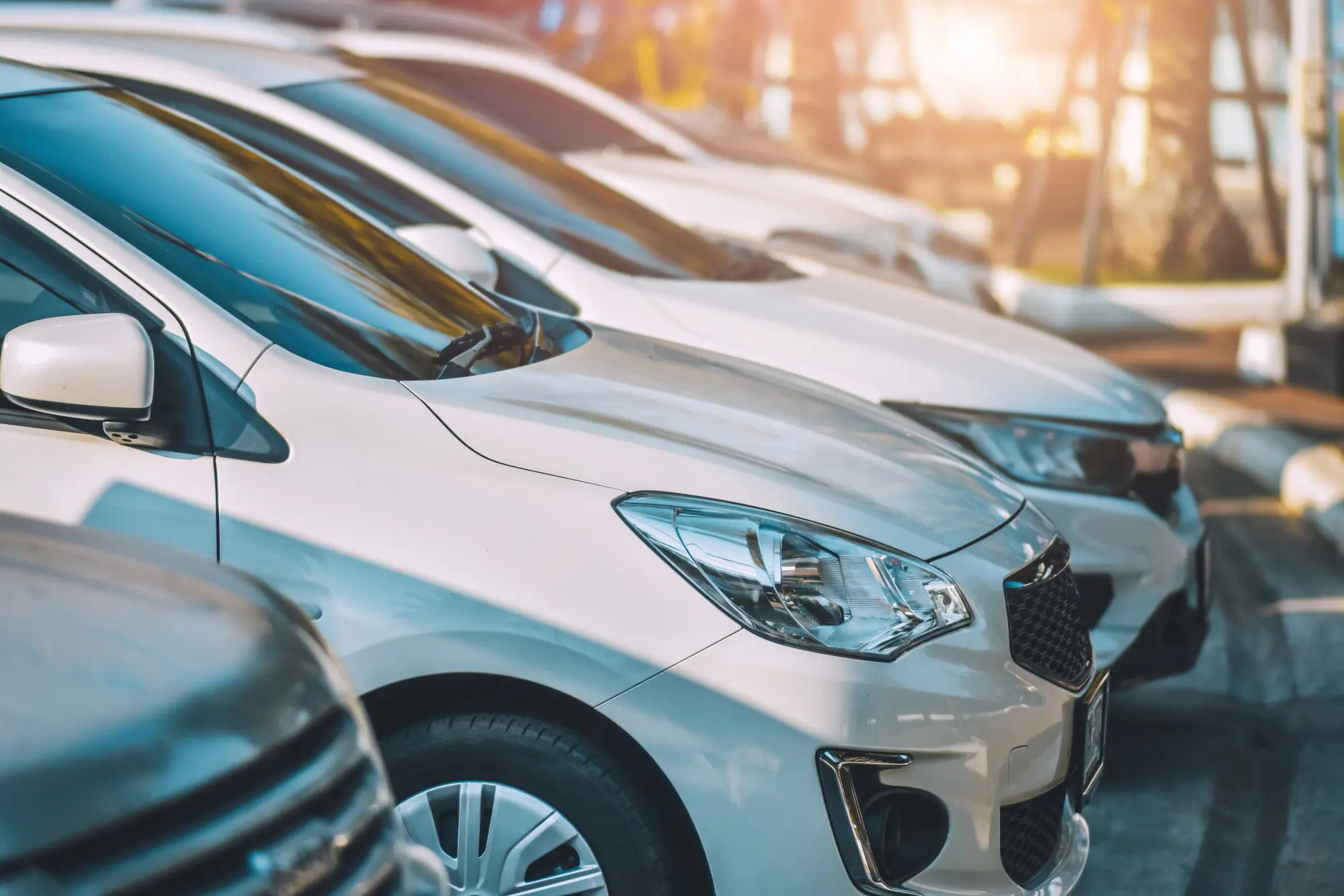 Car Trackers without subscriptions or monthly fees